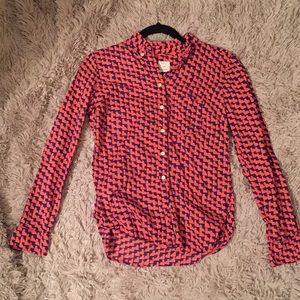 Gap Shrunken Boyfriend Button Up